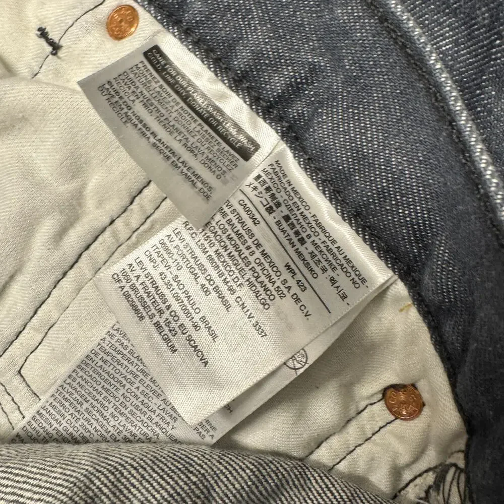 Levi's 501 Jeans Mens 44x30 (42x28 ACTUAL) Button Fly Grayish Blue Denim‎